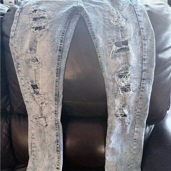 STEVE’S JEANS and ENCRYPTED RIPPED JEANS - Picture 2 of 6